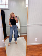 Load image into Gallery viewer, Classic Boyfriend 82685