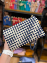 Load image into Gallery viewer, Riley Crossbody Wristlets