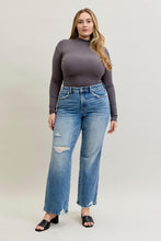 Load image into Gallery viewer, Mid-rise 90s Rigid Straight 881038