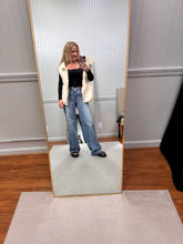 Load image into Gallery viewer, Contrast Vest - Cream