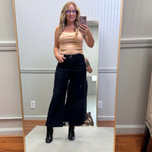 Load image into Gallery viewer, Braided Seam Wideleg Crop 88851