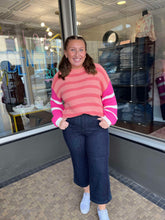 Load image into Gallery viewer, Braided Seam Wideleg Crop 88851