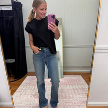 Load image into Gallery viewer, Sleeveless Top - Black