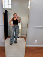 Load image into Gallery viewer, High Rise Baggy Fit 881004