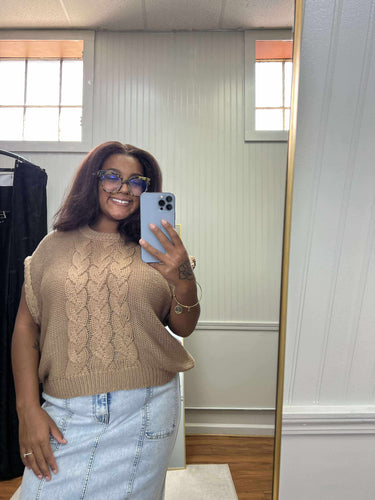 Cable Knit Sweater Vest - Mocha