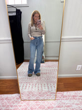 Load image into Gallery viewer, Pintuck Fray Hem Flare 82687