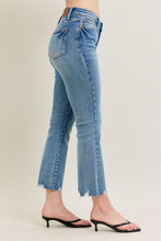 Load image into Gallery viewer, Vintage Wash Mid Rise Crop Kick Flare 88979