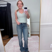 Load image into Gallery viewer, Mid-Rise Bootcut (82750)