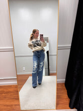 Load image into Gallery viewer, Heavy Distressed Straight