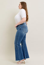 Load image into Gallery viewer, Mid Rise Fray Hem Flare 82670