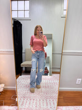 Load image into Gallery viewer, Mid Rise Distressed Straight 881010