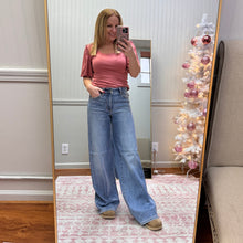 Load image into Gallery viewer, Mid Rise Wide Leg 82702