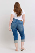 Load image into Gallery viewer, SALE Tummy Control Cuff Capri (1, 22) 78114