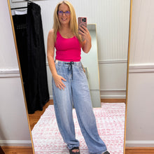 Load image into Gallery viewer, Wilhelmina Elastic Waist 881005
