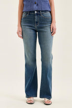 Load image into Gallery viewer, Mid-Rise Bootcut (82750)