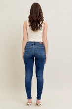 Load image into Gallery viewer, Mid Rise Skinny 82252