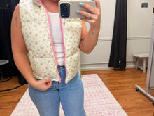 Load image into Gallery viewer, Cream Floral Vest