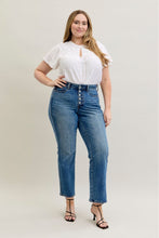 Load image into Gallery viewer, Slim Straight Rigid Button Fly Short Inseam 881011