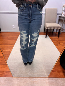 Heavy Distressed Straight