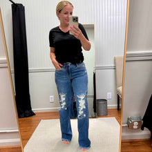 Load image into Gallery viewer, Distressed Dad Jeans