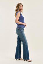 Load image into Gallery viewer, Mid-Rise Bootcut (82750)