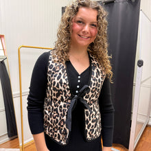 Load image into Gallery viewer, Leopard &amp; Black Vest
