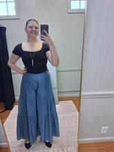 Load image into Gallery viewer, Tiered Wide Leg Pants