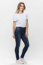 Load image into Gallery viewer, Vintage Raw Hem Skinny
